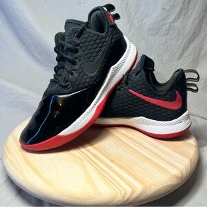 Nike LeBron Witness 3 Premium